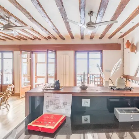 Apartman Sea Views In The Heart Of The Old Town *