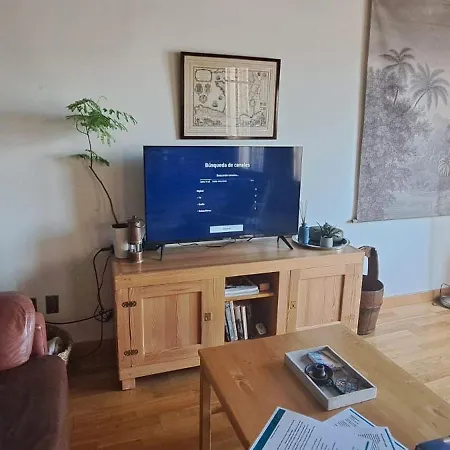 Sea Views In The Heart Of The Old Town *