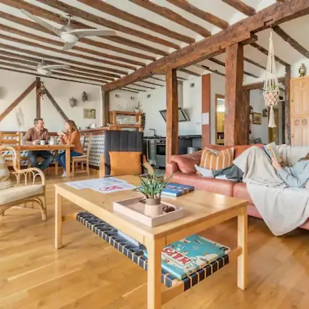 Apartment Sea Views In The Heart Of The Old Town *