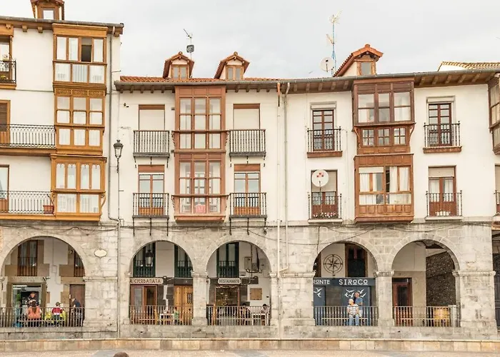 Sea Views In The Heart Of The Old Town *