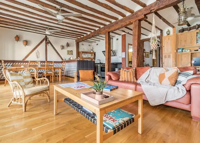 Apartment Sea Views In The Heart Of The Old Town