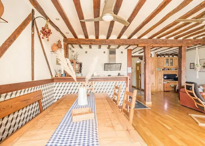 Sea Views In The Heart Of The Old Town *