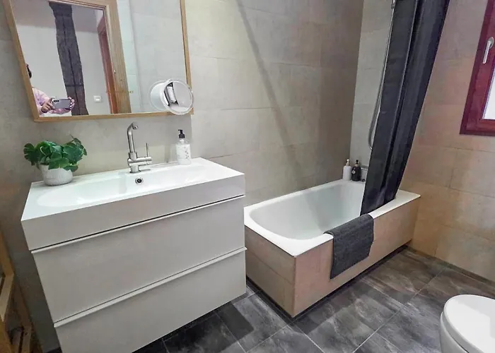 Sea Views In The Heart Of The Old Town *