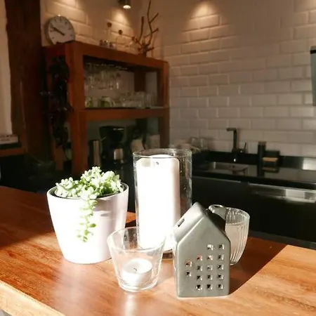 Sea Views In The Heart Of The Old Town 아파트