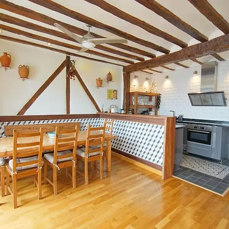 Apartman Sea Views In The Heart Of The Old Town *